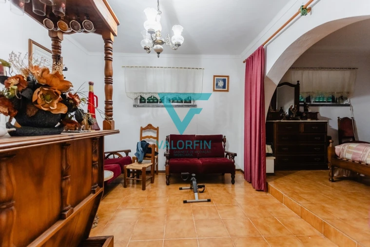 Moradia T4 para Venda em Leiria, Pousos, Barreira e Cortes Foto 13