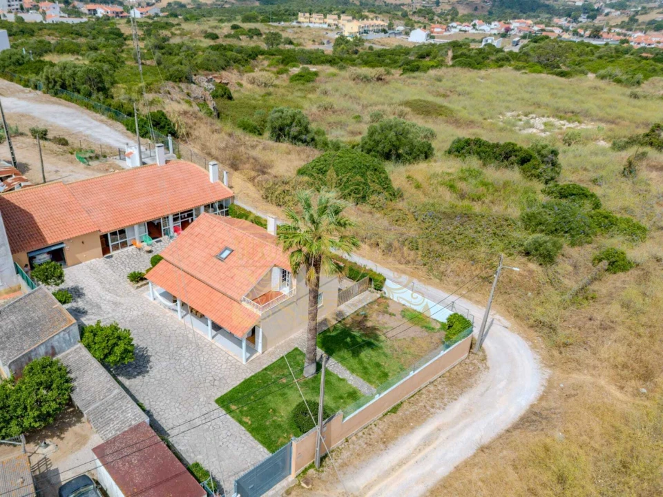 Moradia T2 para Venda em Sesimbra (Castelo) Foto 5