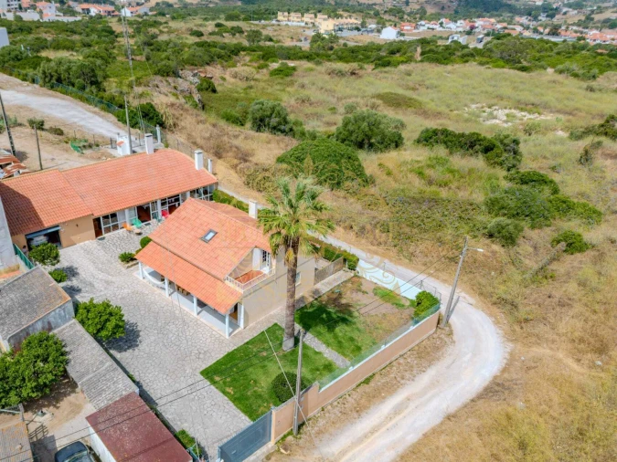 Moradia T2 para Venda em Sesimbra (Castelo) Foto 5