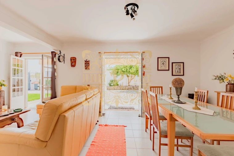 Moradia T2 para Venda em Sesimbra (Castelo) Foto 8