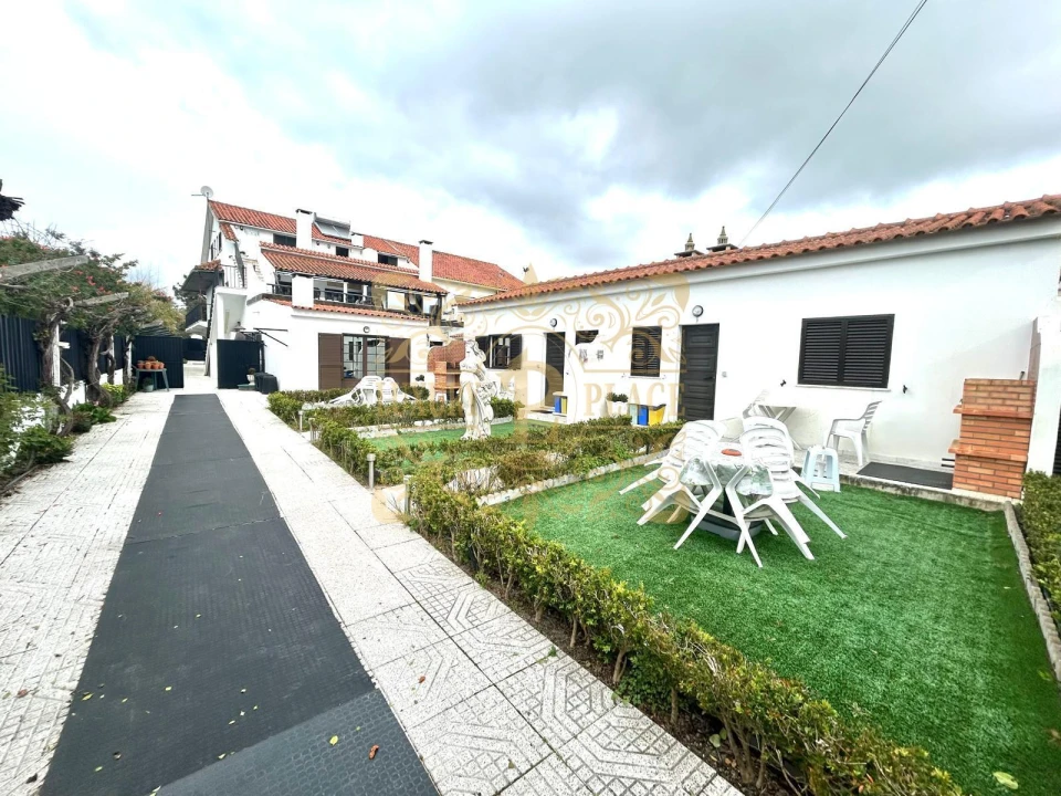 Moradia T3 para Venda em Sesimbra (Castelo) Foto 1