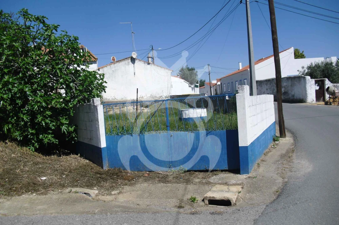 Terreno para Venda em Corte do Pinto Foto 2