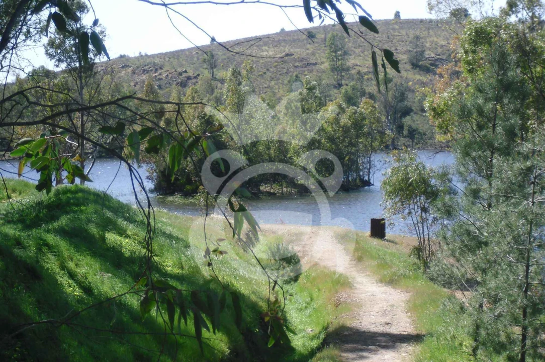 Terreno para Venda em Corte do Pinto Foto 18