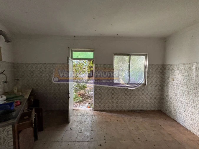 Moradia T3 para Venda em Cabeção Foto 18