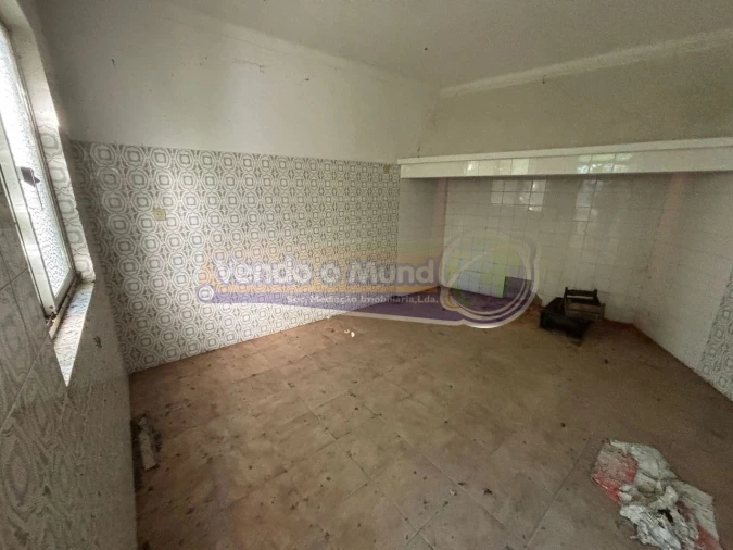 Moradia T3 para Venda em Cabeção Foto 17