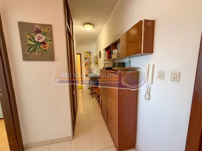 Apartamento T3 para Venda em Santo António dos Cavaleiros e Frielas Foto 10