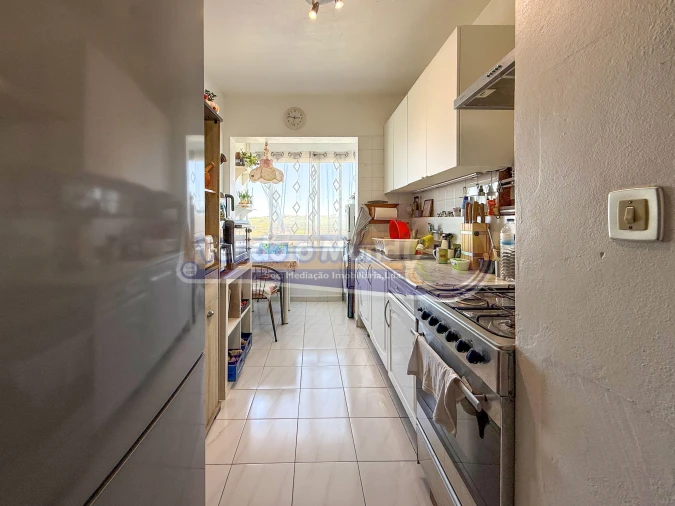 Apartamento T3 para Venda em Santo António dos Cavaleiros e Frielas Foto 18