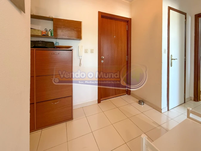 Apartamento T3 para Venda em Santo António dos Cavaleiros e Frielas Foto 7