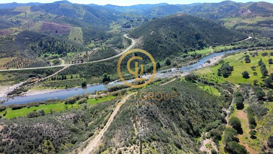 Terreno para Venda em Vaqueiros Foto 3