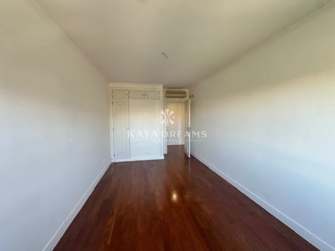 Apartamento T6 para Venda em Odivelas Foto 20