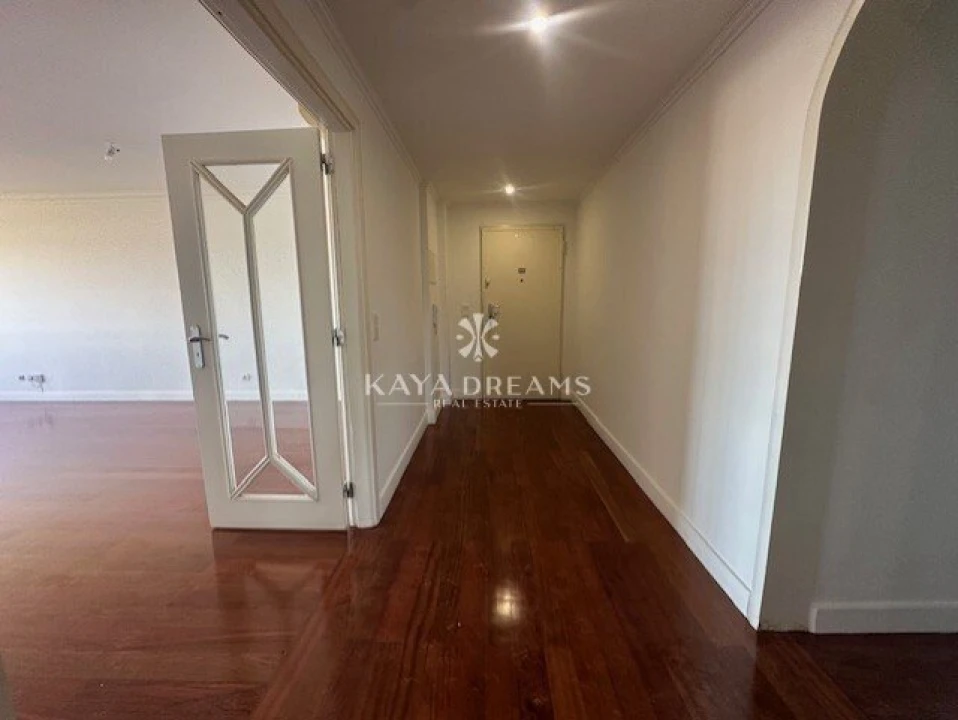 Apartamento T6 para Venda em Odivelas Foto 19