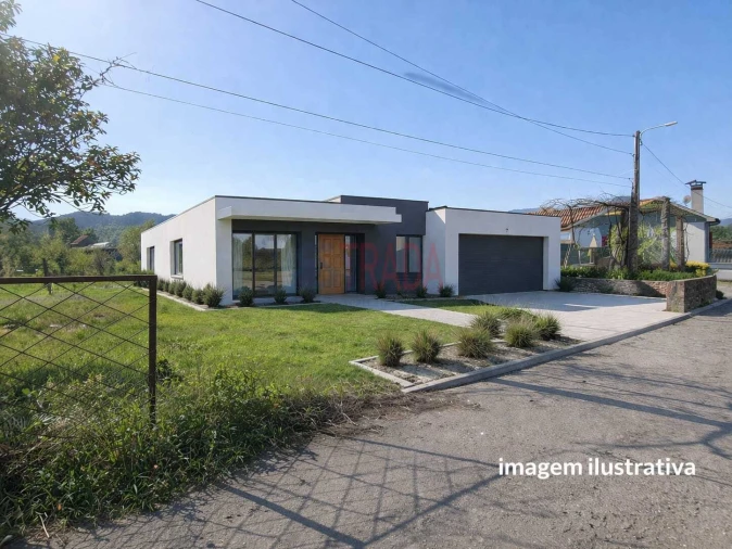 Terreno para Venda em Ribeira do Neiva Foto 1