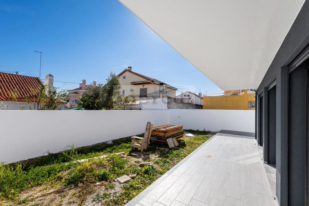 Quinta T4 para Venda em São Domingos de Rana Foto 4