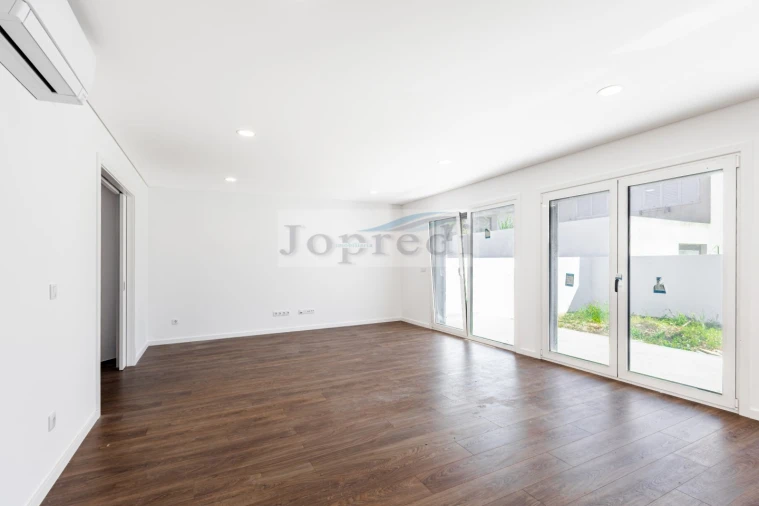 Quinta T4 para Venda em São Domingos de Rana Foto 6