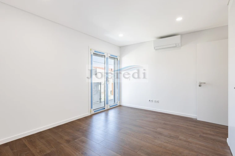 Quinta T4 para Venda em São Domingos de Rana Foto 23