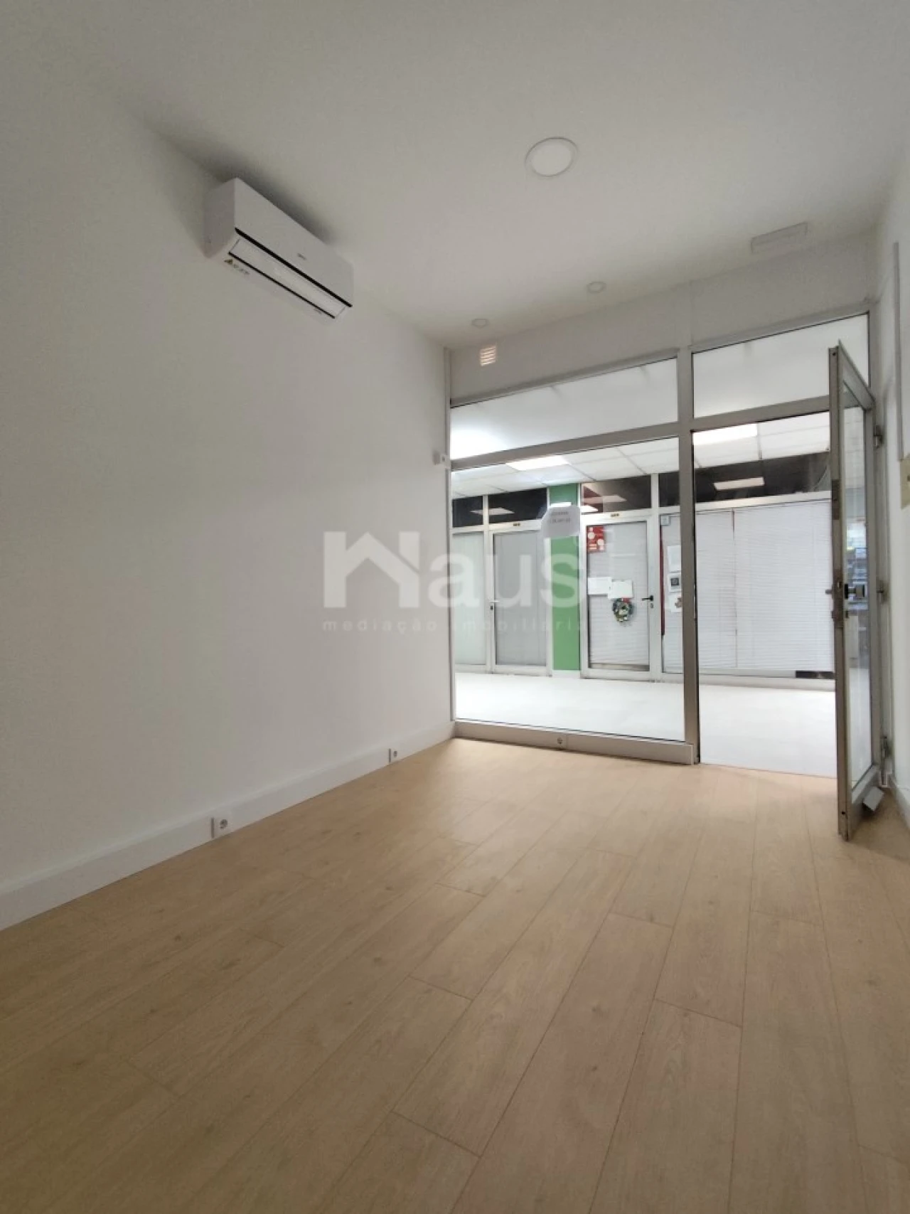 Loja para Arrendamento em Montijo e Afonsoeiro Foto 5