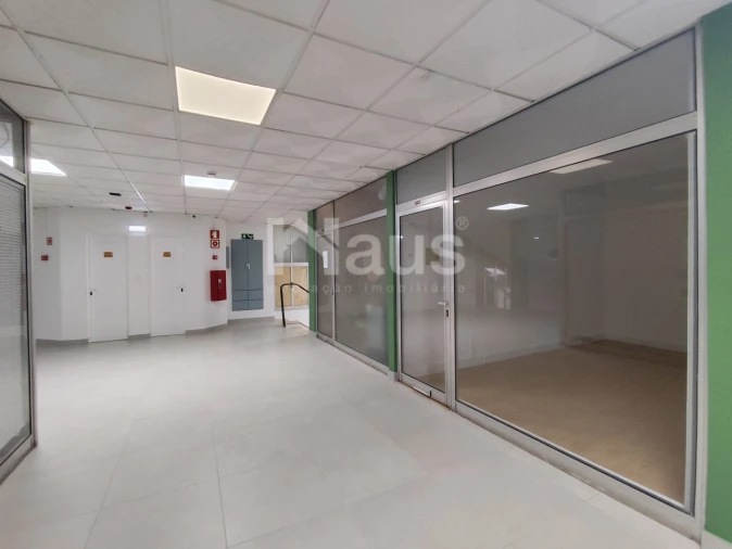 Loja para Arrendamento em Montijo e Afonsoeiro Foto 1