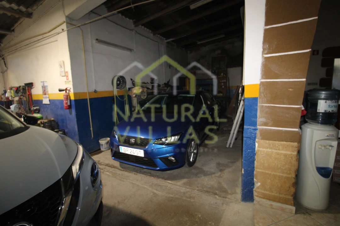 Armazém para Venda em Santa Barbara de Nexe Foto 4