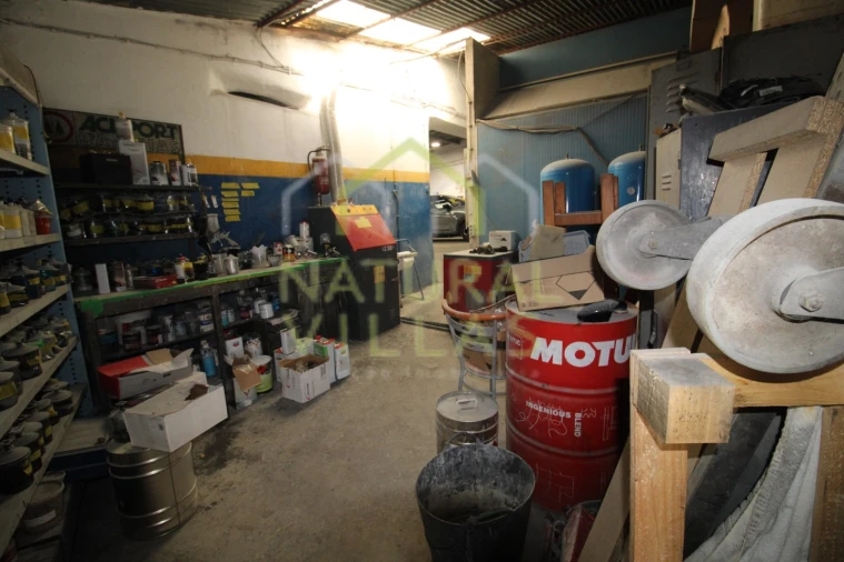 Armazém para Arrendamento em Santa Barbara de Nexe Foto 10