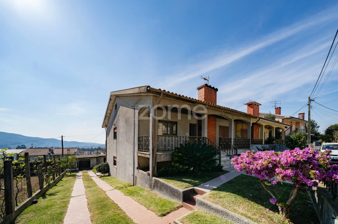 Moradia T3 para Venda em Cabreiros e Passos (São Julião) Foto 1