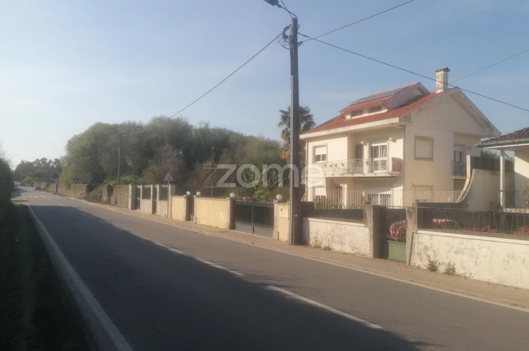 Terreno para Venda em Fornelo e Vairão