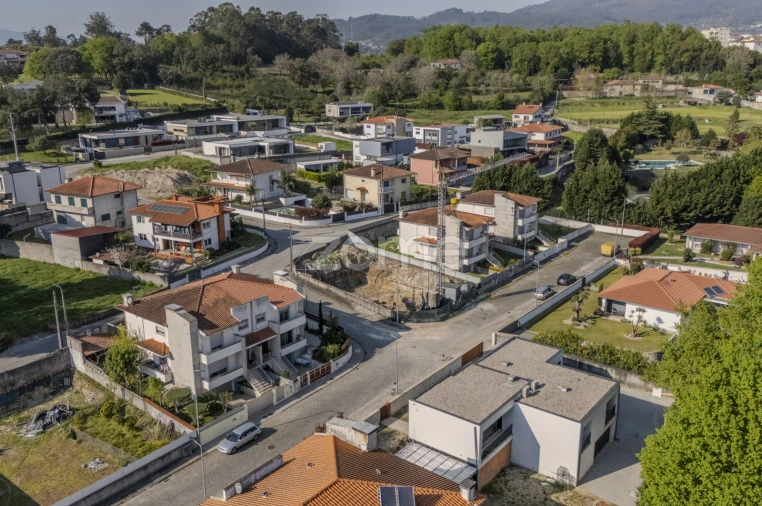 Apartamento T3 para Venda em Ferreiros, Prozelo e Besteiros Foto 22