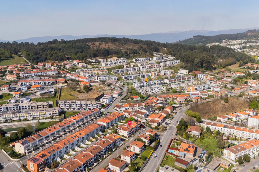 Moradia T4 para Venda em Gualtar Foto 26