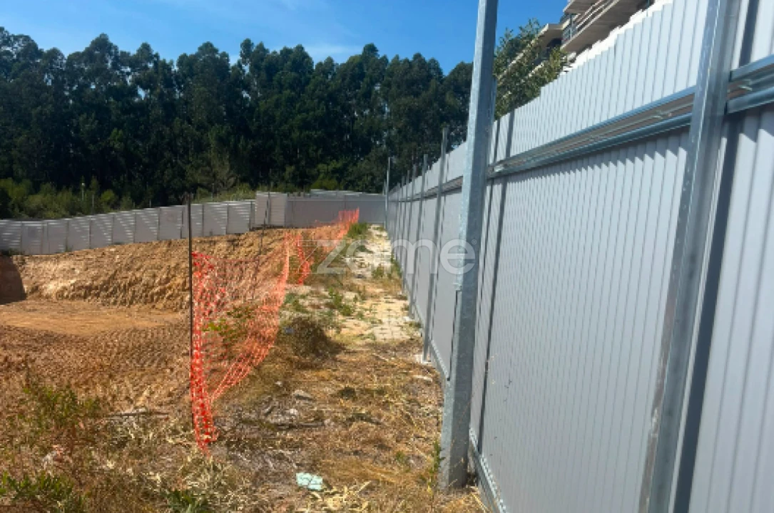 Apartamento T4 para Venda em Fânzeres e São Pedro da Cova Foto 5