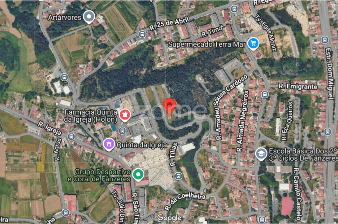 Apartamento T3 para Venda em Fânzeres e São Pedro da Cova Foto 11