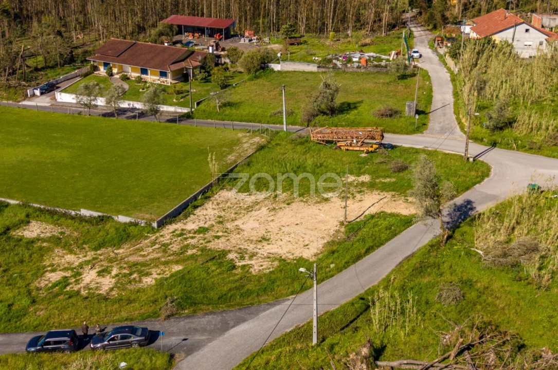 Moradia T4 para Venda em Souto da Carpalhosa e Ortigosa Foto 23