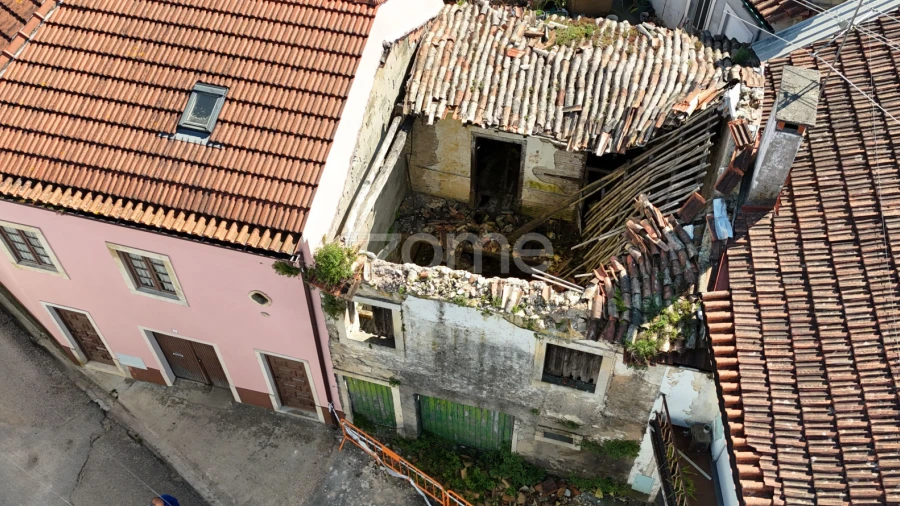 Moradia T2 para Venda em Portunhos e Outil