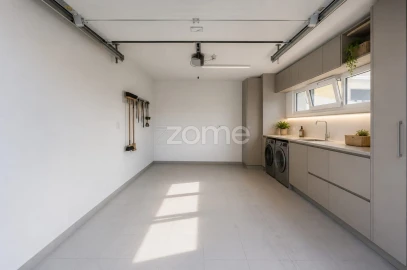 Moradia T3 para Venda em Pontinha e Famões