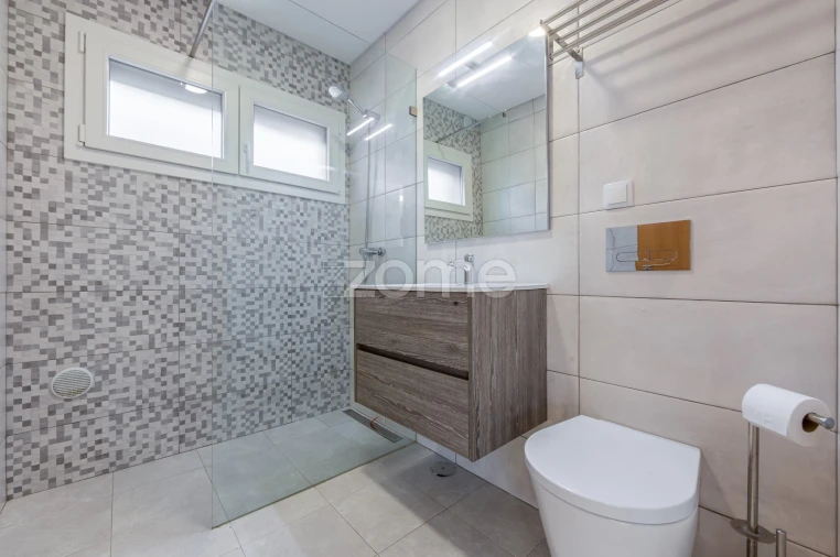 Moradia T3 para Venda em Pontinha e Famões Foto 13