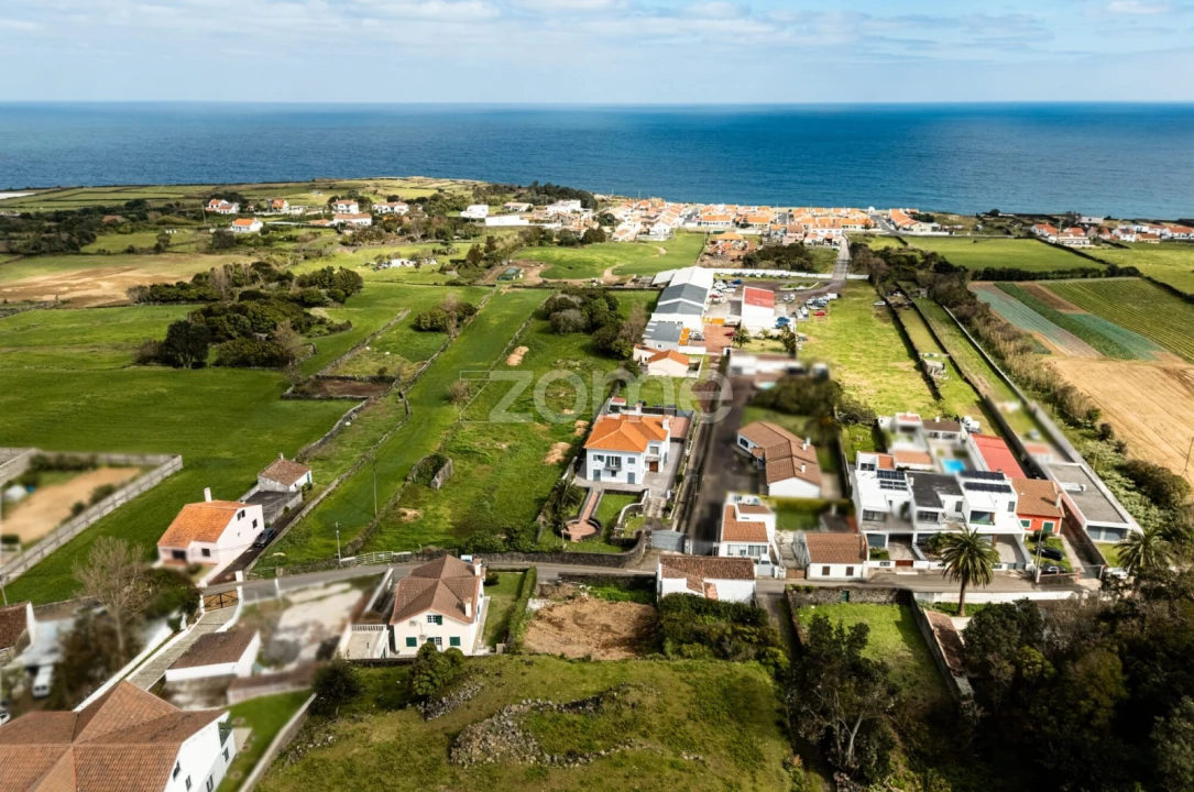 Terreno para Venda em Ponta Delgada (São Sebastião) Foto 1