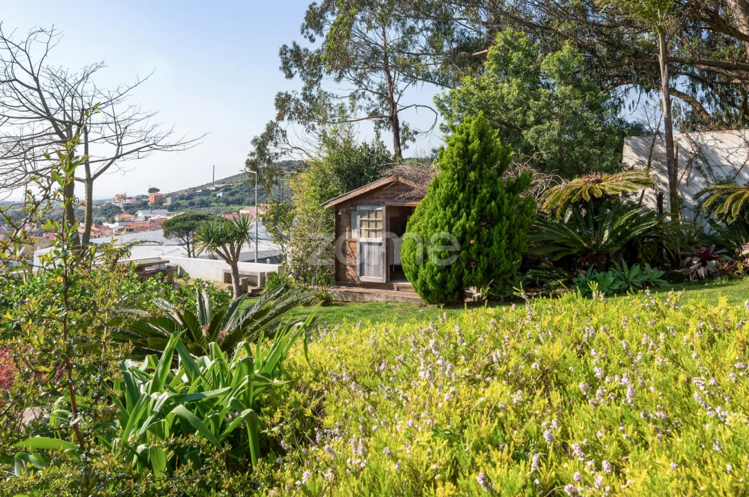 Moradia T4 para Venda em Rio de Mouro Foto 28