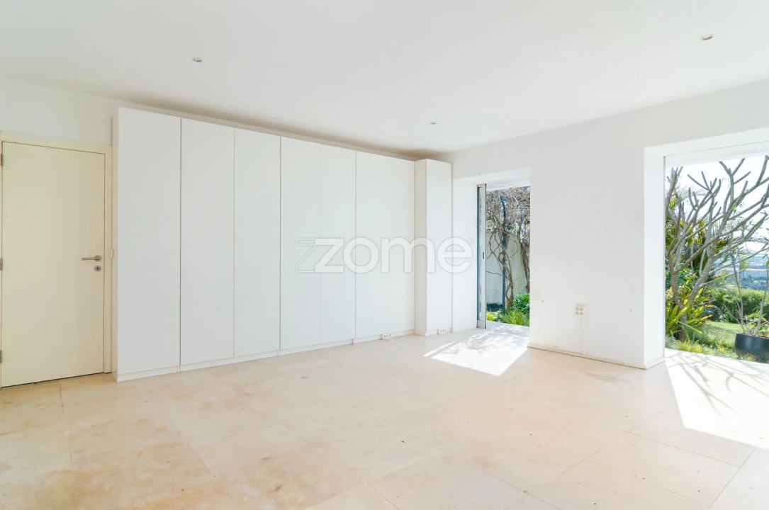 Moradia T4 para Venda em Rio de Mouro Foto 48