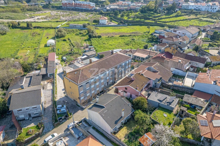 Apartamento T3 para Venda em Darque Foto 3