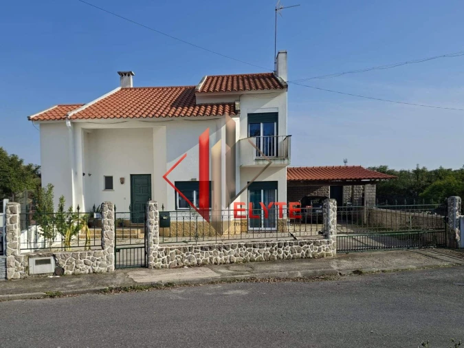 Moradia T3 para Venda em Marinhais Foto 1