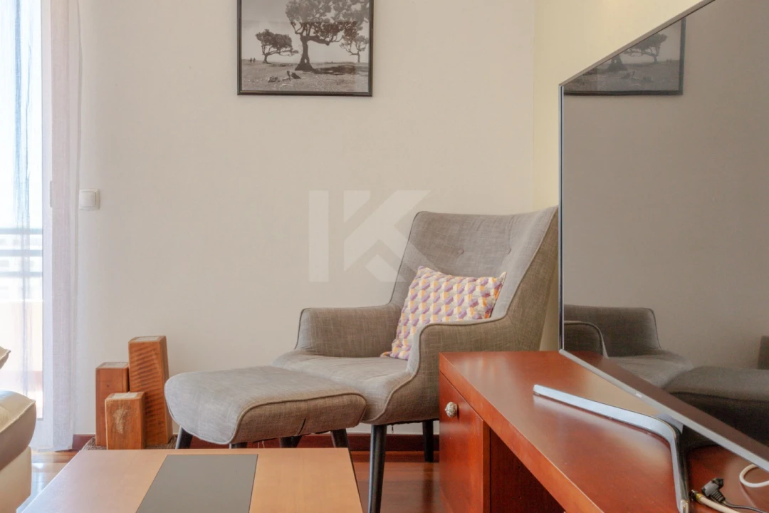 Apartamento T3 para Arrendamento em São Martinho Foto 7