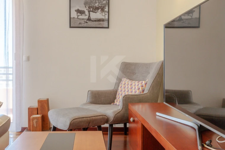 Apartamento T3 para Arrendamento em São Martinho Foto 7