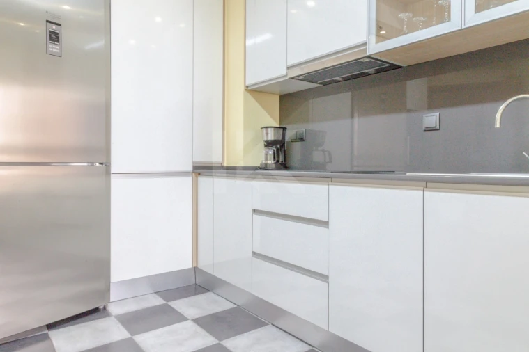 Apartamento T3 para Arrendamento em São Martinho Foto 8