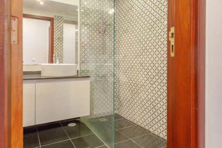 Apartamento T3 para Arrendamento em São Martinho Foto 26