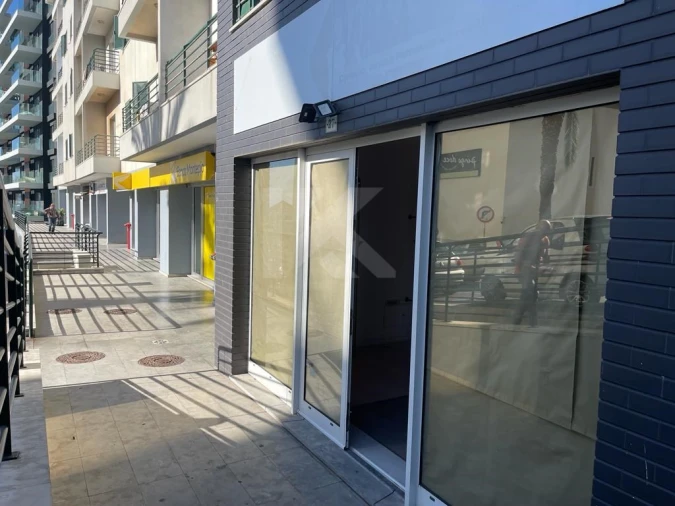 Loja para Arrendamento em São Martinho Foto 14