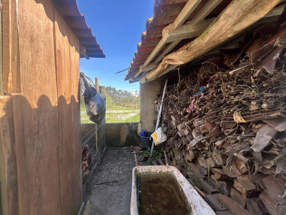 Moradia T3 para Venda em Oiã Foto 35