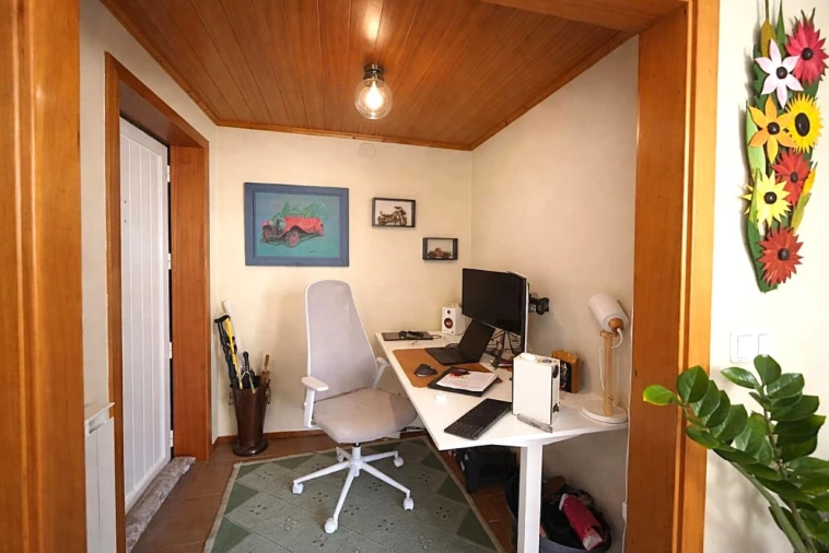 Moradia T3 para Venda em Oiã Foto 7