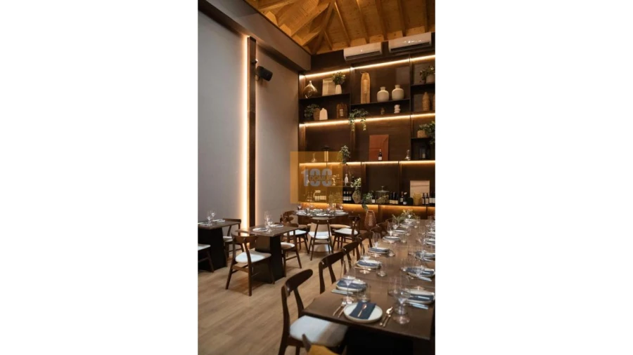 Negócio para Venda em Cedofeita, Santo Ildefonso, Sé, Miragaia, São Nicolau e Vitória Foto 3