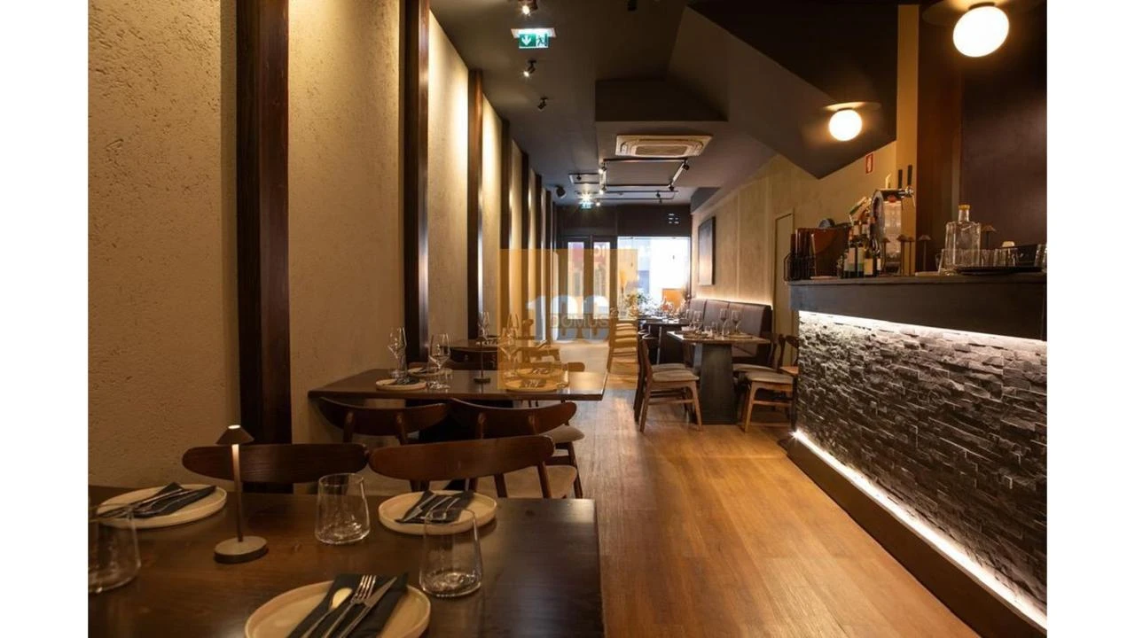 Negócio para Venda em Cedofeita, Santo Ildefonso, Sé, Miragaia, São Nicolau e Vitória Foto 6