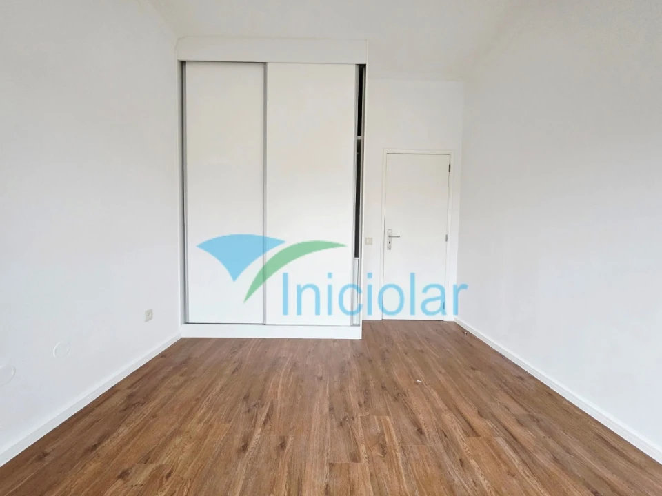 Apartamento T3 para Venda em Aguas Santas Foto 11