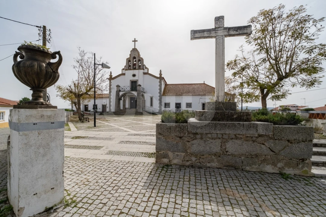 Moradia T1 para Venda em Monte do Trigo Foto 12