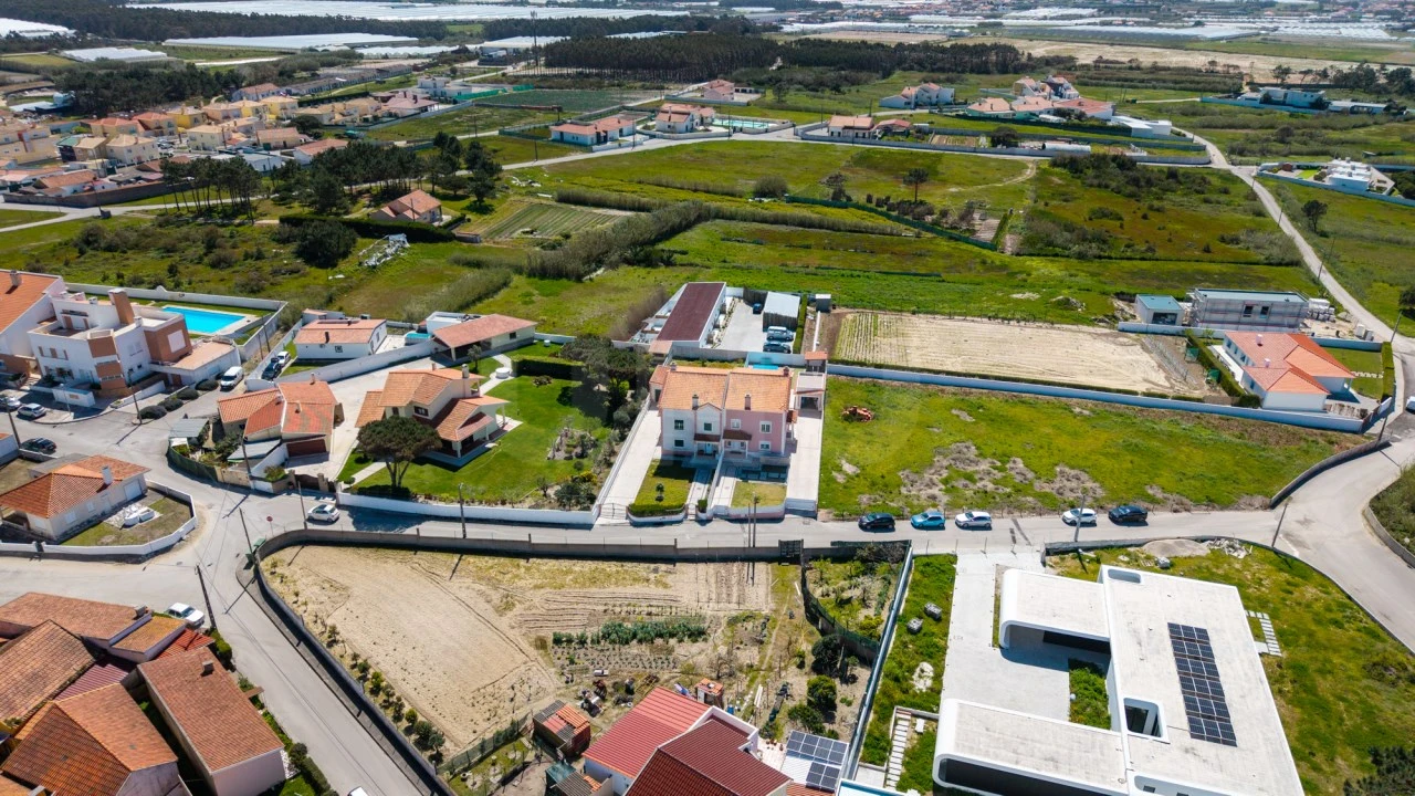 Moradia T4 para Venda em A dos Cunhados e Maceira Foto 42